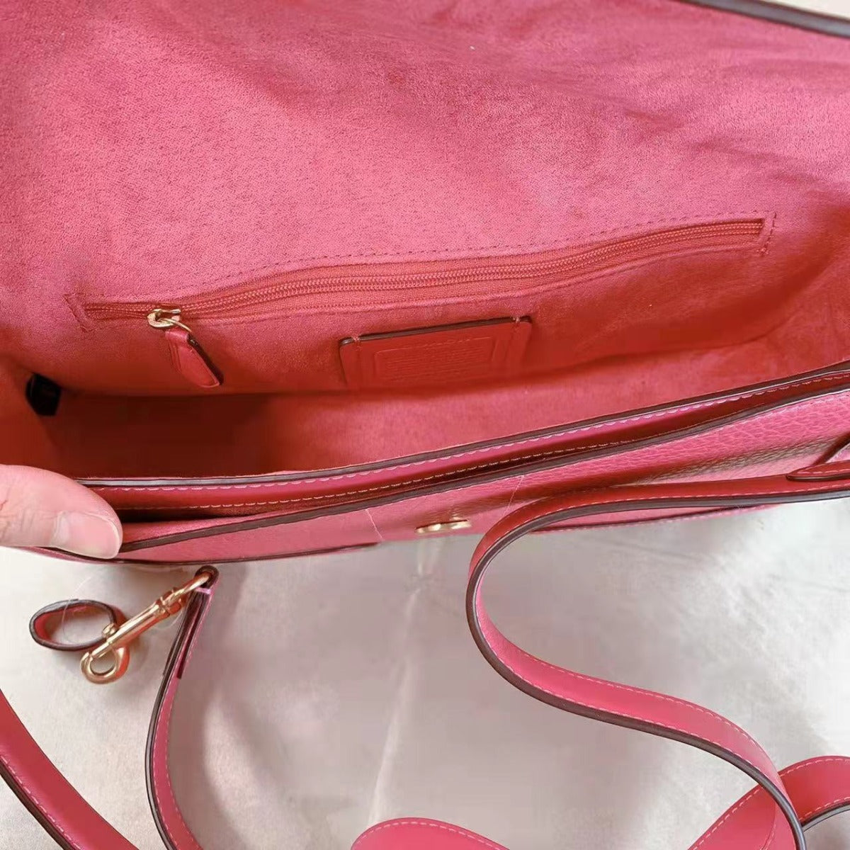 Coach 5493 Georgie Shoulder Bag In Gold/Strawberry Haze Coach 5493 Georgie Shoulder Bag In Gold/Strawberry Haze